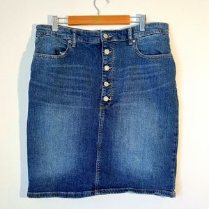 Banana Republic Button Fly Denim Pencil Skirt in Indigo Blue, Size 32/14